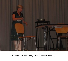 Mme Lacombe joue la m�re aux fourneaux